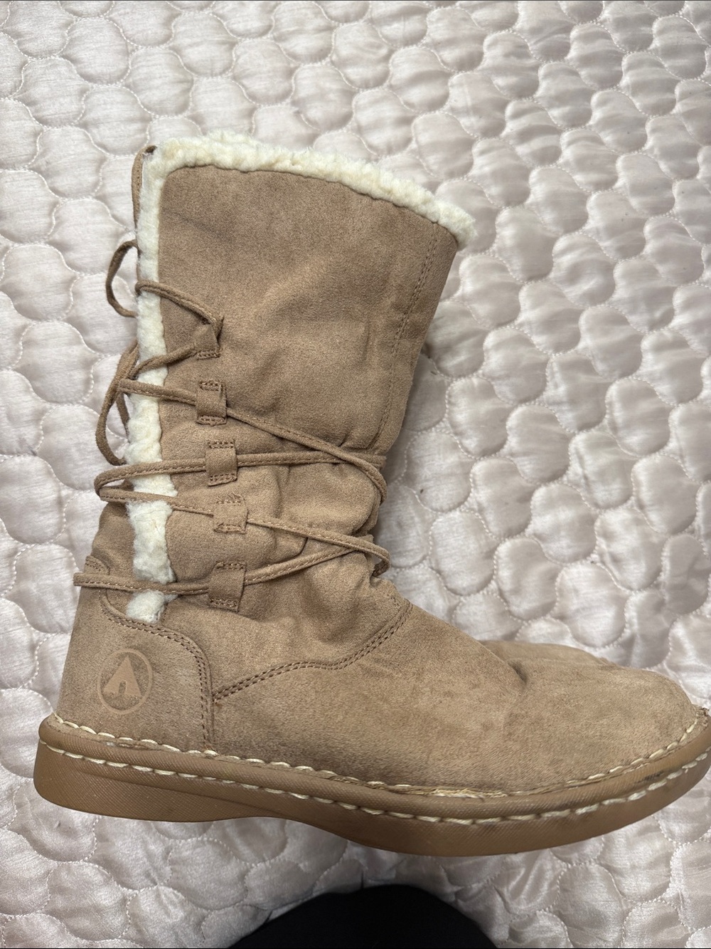 Airwalk Women's Tan Faux Fur-Lined Winter Lace-Up Boot